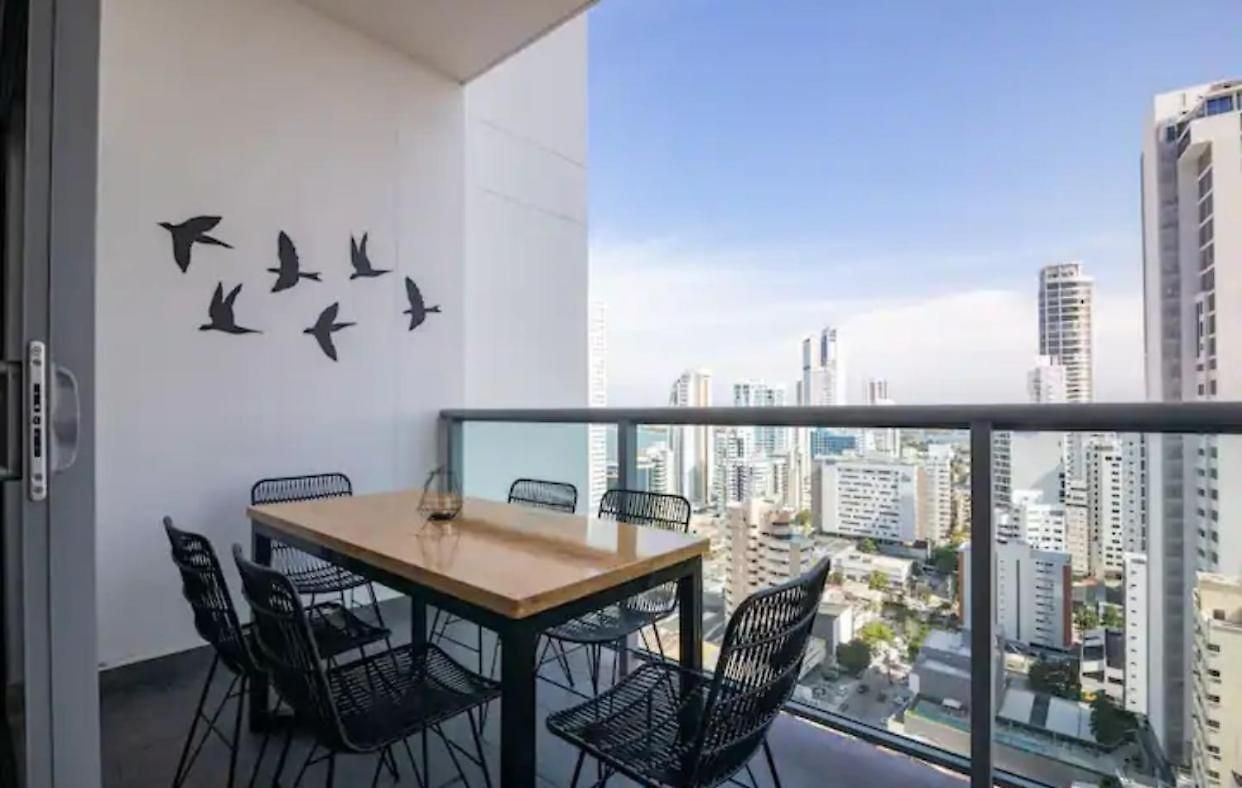 En Edificio Con Piscina Y Gimnasio Disponibles *