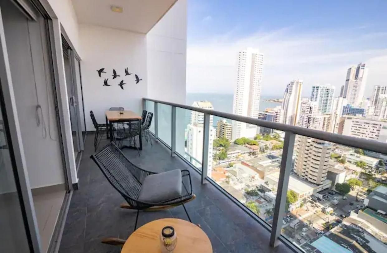 En Edificio Con Piscina Y Gimnasio Disponibles