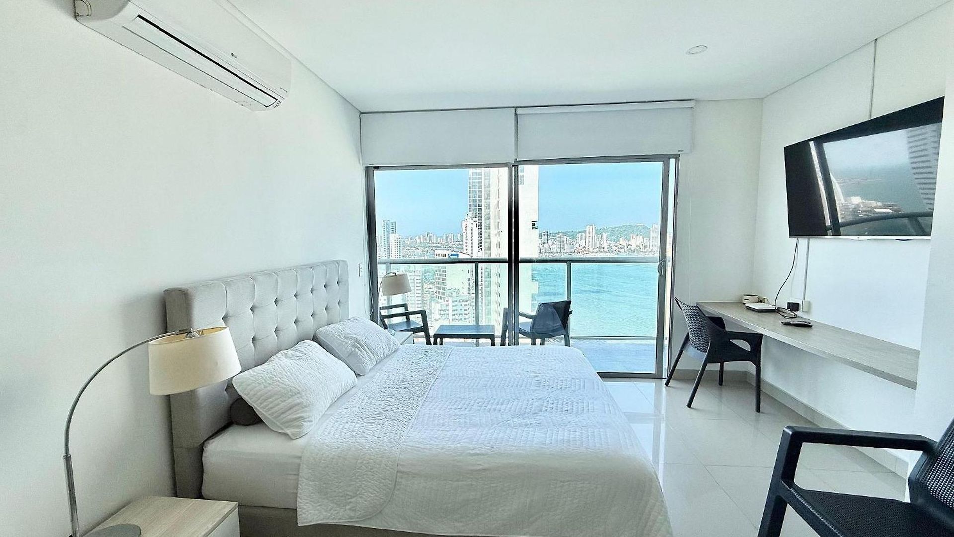 En Edificio Con Piscina Y Gimnasio Disponibles *