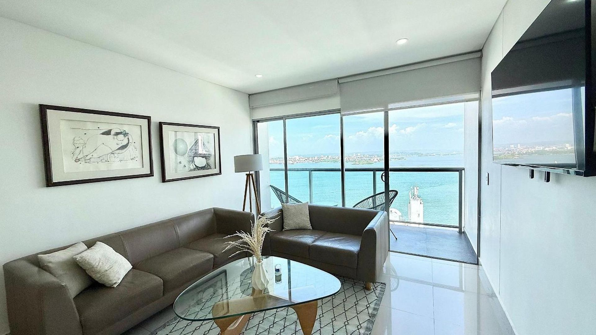 Apartamento En Edificio Con Piscina Y Gimnasio Disponibles *