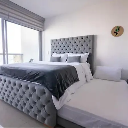 En Edificio Con Piscina Y Gimnasio Disponibles * Cartagena