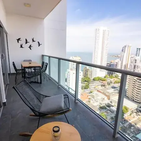 En Edificio Con Piscina Y Gimnasio Disponibles