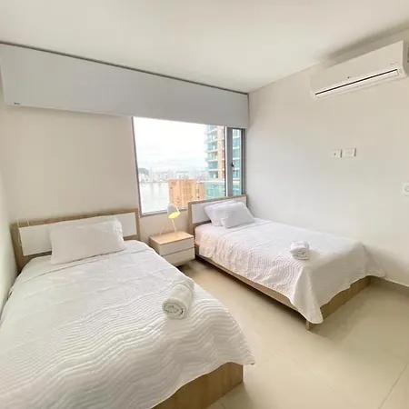 En Edificio Con Piscina Y Gimnasio Disponibles Apartamento Cartagena